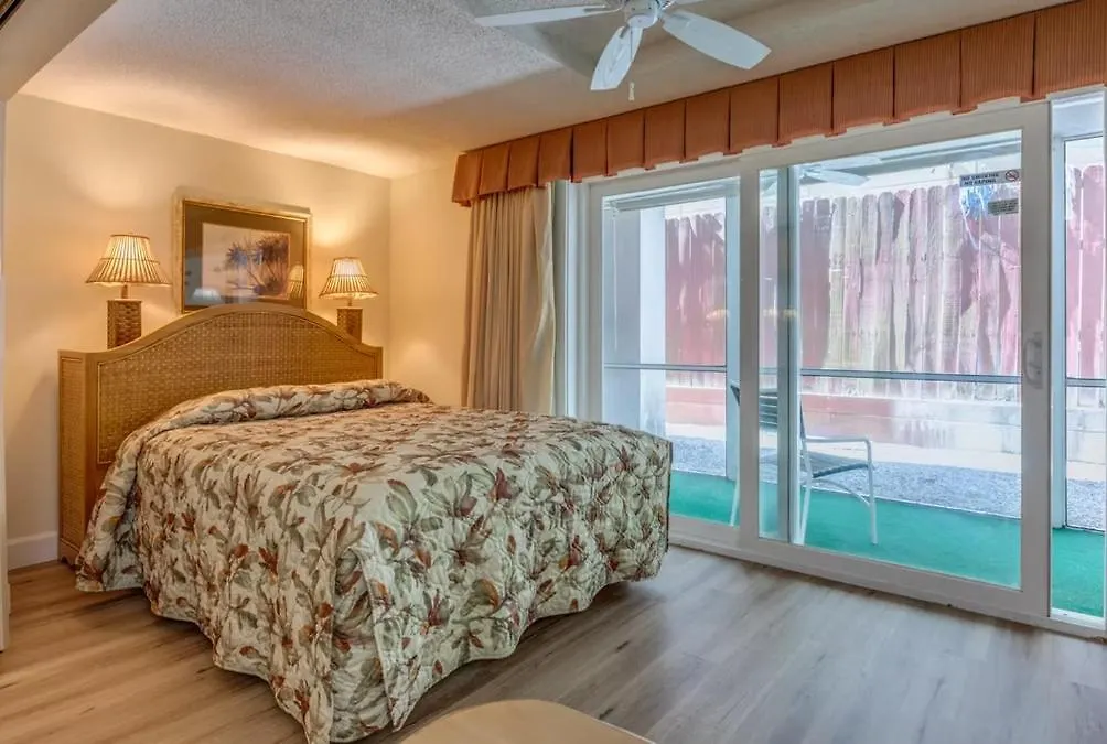 Destin Holiday Beach Resort